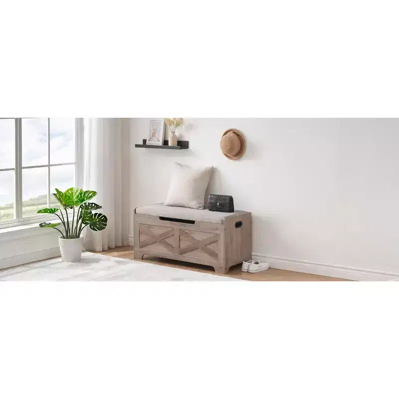 Baúl de almacenamiento de madera estilo granero con tapa elevable, 2 bisagras de seguridad, cojín de asiento acolchado, asas laterales, amplio banco organizador