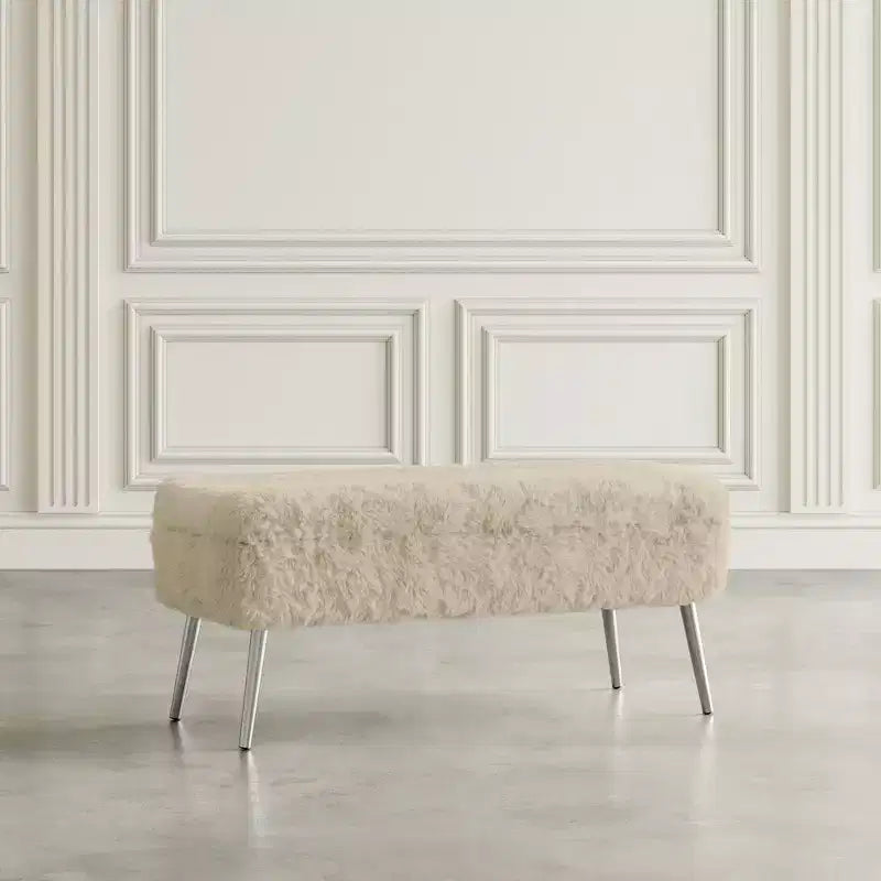 Banc de rangement de luxe rembourré en fausse fourrure pelucheuse